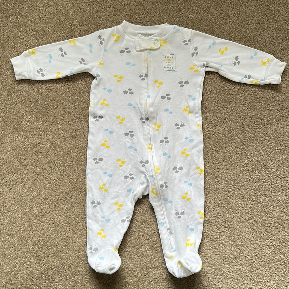 Carter’s Long Sleeve Zip Footies 6 Months